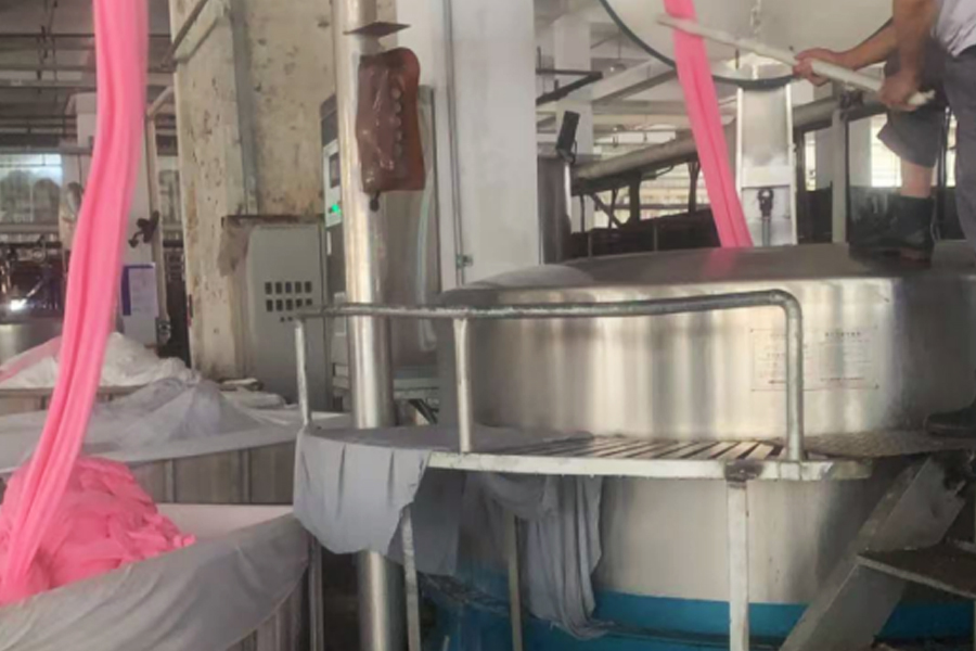 โรงงานผลิตสีย้อม-โซนการคายน้ำกึ่งสำเร็จรูป